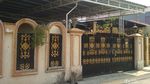 Penampakan Rumah Elvy Sukaesih yang Terancam Disita