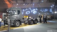 Keunggulan tersebut merupakan bentuk komitmen Scania sebagai pelopor sustainable transport yang mengusung tiga pilar utama, yakni smart and safe transport, alternative fuels and elecrification dan energi efficiency. Foto: Ruly Kurniawan