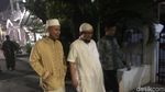 Senyum Semangat Novel Baswedan yang Hari Ini Ngantor Lagi di KPK