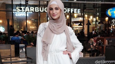 Deretan Gaya OOTD Hijabers Dari Berbagai Negara di JMFW 2018