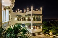 5 Restoran Ini Bisa Jadi Tempat Makan Malam Romantis