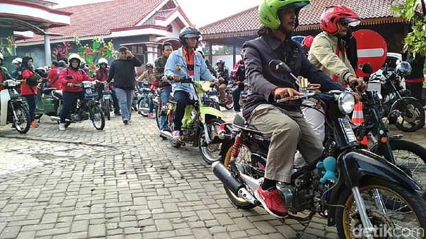 Ini Cara Bacaleg di Blitar Memikat Simpati Warga