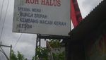 Kocak! Nama 10 Warung Makan Ini Bikin Geleng-geleng Kepala
