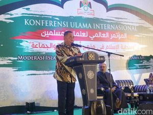 Menhan Ingatkan ASEAN Urus Pengungsi Rohingya Agar Tak Masuk ISIS