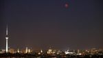 Indahnya Gerhana Bulan Total di Berbagai Negara