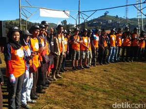 Ratusan Pecinta Alam Ramaikan Jambore Jejak Petualang di Gunung Prau