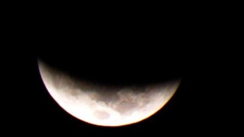 Di berbagai wilayah Indonesia dapat menikmati pemandangan gerhana bulan total. Foto: Dok. LAPAN