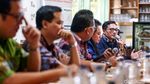 Melihat Suasana Diskusi Dibalik Drama Copras-Capres