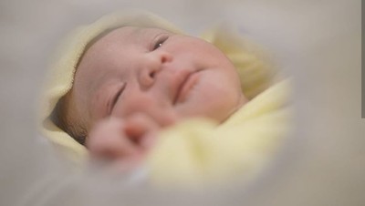 Foto-foto Imut Abimanyu, Jagoan Kecilnya Vicky Shu