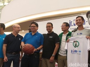 Saat Anies-Sandi dan Airlangga Hartarto Bertemu di Acara NBA