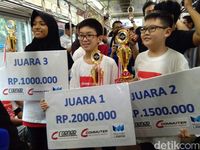 Bocah 12 Tahun Ini Hanya Butuh 48 Detik Selesaikan Rubik di Atas KRL