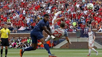 Foto: Gol Salto Tandai Debut Xherdan Shaqiri di Liverpool