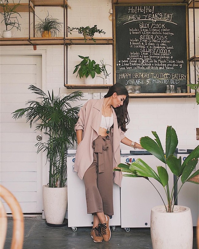 Hasilnya? Yulia Baltschun memiliki tubuh yang tidak kurus kering, tapi ototnya kuat dan bentuk badan bak biola. Foto: dok. Instagram (Yulia Baltschun)