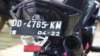 Menurut Irsyad Zainuddin dari Rims Motor dan juga CBR Club Makassar, bodi motor CBR250RR itu dibalut dengan carbon. Ide membalut CBR250RR dengan carbon itu didapatnya setelah melihat tongkrongan motor carbon di akun seorang YouTuber lokal.
