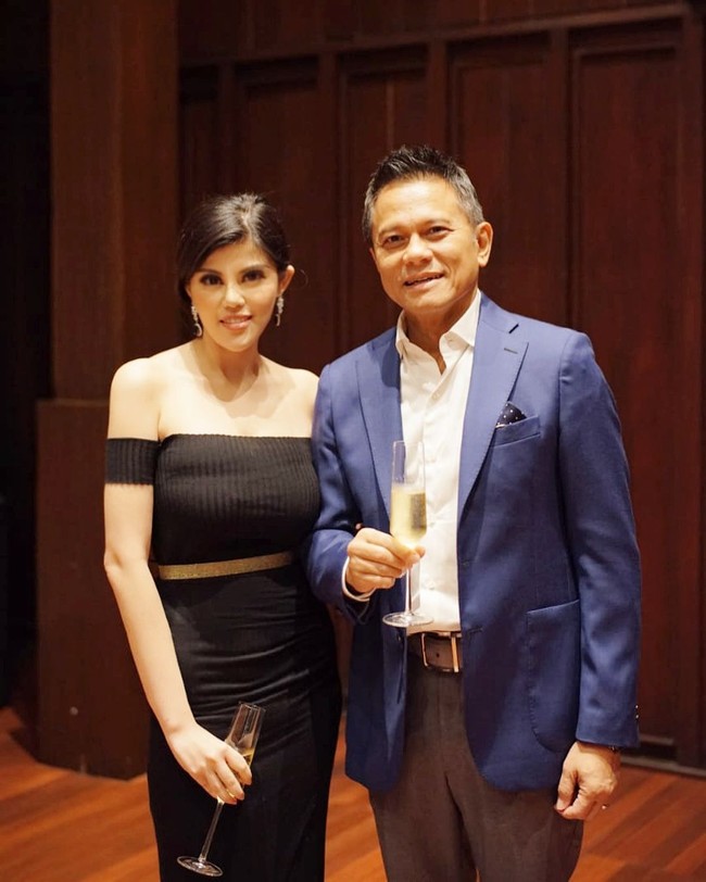 Dita Soedarjo adalah putri dari konglomerat Soetikno Soedarjo dan Dian Muljadi. Dita seringkali tampak batang hidungnya di acara-acara fashion.  Foto: dok. Instagram