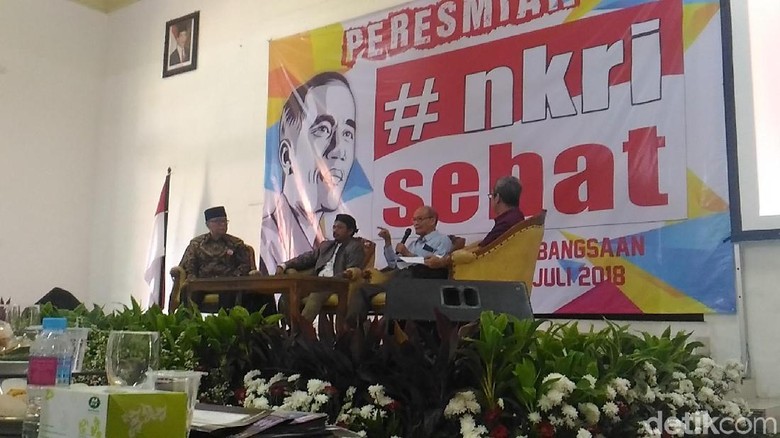 Buya Syafii: Tak Jarang Orang Pakai Nama Tuhan untuk Tujuan Politik Buya Syafii: Tak Jarang Orang Pakai Nama Tuhan untuk Tujuan Politik
