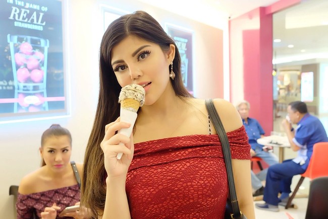 Di kalangan sosialita, nama Dita Soedarjo tidaklah asing lagi. Dia merupakan salah satu sosialita tajir Jakarta yang merupakan bos perusahaan es krim Haagen Dazs.  Foto: dok. Instagram