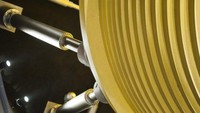 Pendulum Power merupakan peredam massa yang dipasang pada bangunan. Ketika aktivitas seismik menyebabkan bangunan bergoyang, pendulum bergerak ke arah yang berlawanan. Istimewa/science.howstuffworks.com