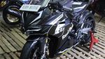 Honda CBR250RR Berbaju Karbon