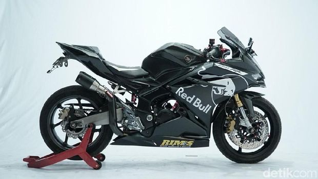 Sport Fairing: Muslimin Muchlis dengan Honda CBR250RR