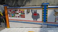 Kegiatan pembuatan mural yang sudah dimulai sejak festival obor Asian Games 2018 (Foto: Sahaya Anisa/detikcom)
