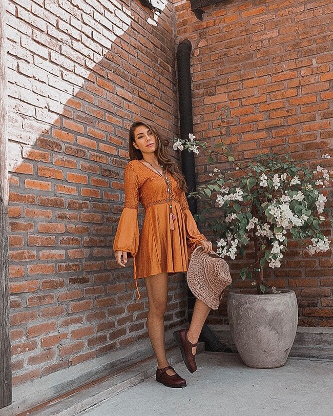 Nama Yulia Baltschun mulai populer sejak mengikuti Master Chef Indonesia 4 dan menyabet juara 3. Kini, ia rutin mengunggah video di Youtube tentang gaya hidup sehat. Foto: dok. Instagram (Yulia Baltschun)