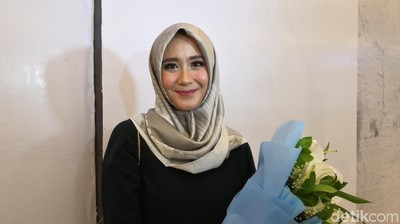 Penampilan Ryana Dea yang Kini Mulai Berhijab