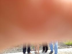 Salah Minta Tolong Orang, Foto Liburan Jadi Berantakan