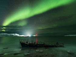 Terpana Keindahan Alam Semesta