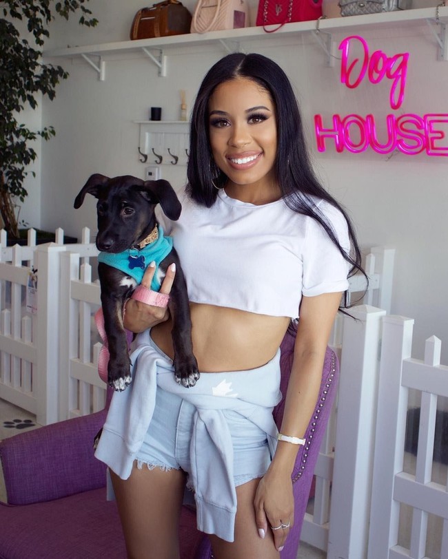 Dikutip dari Genius, Drake dan Kiki tumbuh besar bersama di Toronto, Kanada. Mereka berkencan saat masih remaja. Foto: Dok. Instagram/Keshia Chante