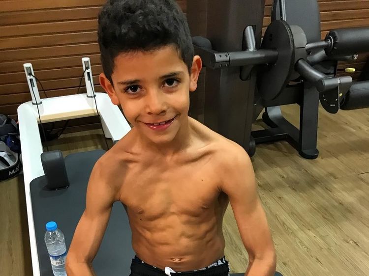 Ikuti Ayahnya Olahraga, Christiano Ronaldo Jr Pamerkan Tubuh Kekar