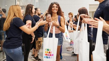  Toko ini resmi dibuka 26 Juli 2018. Foto: Apple