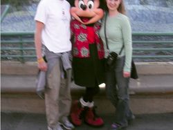 Salah Minta Tolong Orang, Foto Liburan Jadi Berantakan