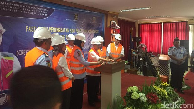 100 Napi LP Cipinang Dilatih Jadi Tenaga Bangunan