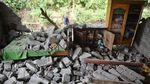 Melihat Dampak Kerusakan Gempa Berkekuatan 6,4 SR di Lombok