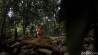 Aksi bersih-bersih ini dilakukan untuk menyambut pelaksanaan Asian Games 2018.