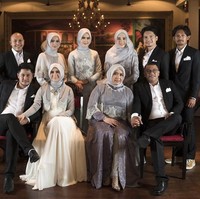 Baru-baru ini, aktris sinetron Dunia Terbalik itu mendapat protes dari netizen karena tampil tak berhijab dalam sinetron tersebut. Namun kabarnya, shooting sinetron dilakukan sebelum ia berhijab. Foto: Instagram/Ryana_dea