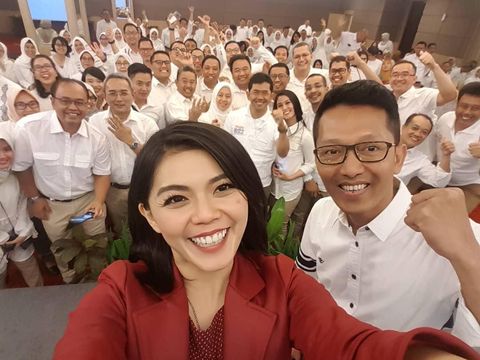 'Kiki Challenge' Ala Motivator Merry Riana Ini Dijamin Bikin Baper