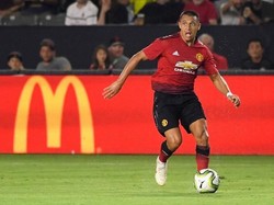 Bulan Januari lalu Alexis Sanchez direkrut Manchester United dan langsung diserahi jersey nomor 7. Pemain internasional Chile tersebut tampak belum akan berpisah dengan nomor yang ikonik di klub itu. (Foto: John McCoy/Getty Images/AFP)