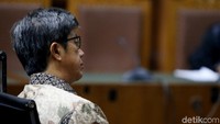 Mantan Direktur Utama (Dirut) PT Quadra Solution, Anang Sugiana Sudihardjo, divonis 6 tahun penjara dan denda Rp 1 miliar subsider kurungan 4 bulan.