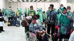 Jemaah Haji Gelombang Pertama Mendarat di Madinah