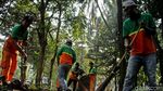 Aksi Bersih-bersih Kawasan GBK Hari Ini