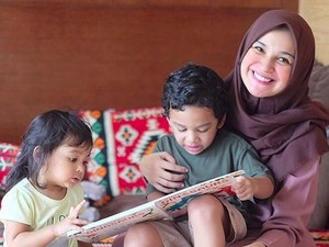 Cara Shireen Sungkar Lindungi Anak dari Serangan DBD