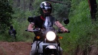 Menempuh perjalanan dari Malang, Dikta dan rombongan melewati rute yang anti mainstream. Rute ini sekaligus untuk menjajal kemampuan motor Royal Enfield Himalayan yang baru diluncurkan.  (dok. Istimewa)