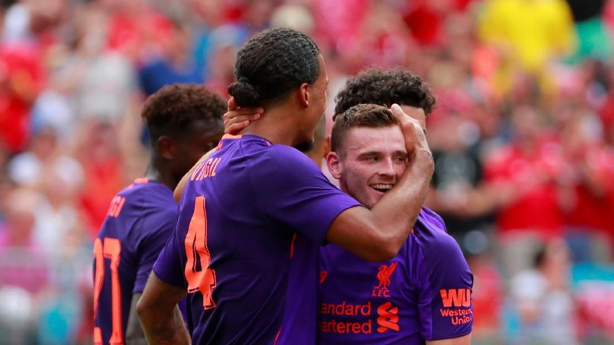 Virgil van Dijk berharap Liverpool bisa raih trofi musim 2018/2019 (Chris Keane/REUTERS)