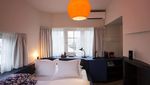 Ini Pos Jaga Jembatan atau Kamar Hotel Kekinian?