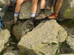 Salah Minta Tolong Orang, Foto Liburan Jadi Berantakan