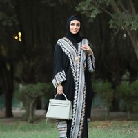 Mengintip akun Instagram Sondos yang sudah memiliki 2,3 juta pengikut ini, terlihat gaya mewah Sondos di kesehariannya. Ia sering mendatangi beragam acara bergengsi di Kuwait. Foto: Dok. Sondos Al Qattan