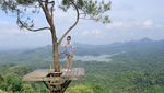 Dellie Threesyadinda, Pemanah Cantik Indonesia yang Hobi Traveling