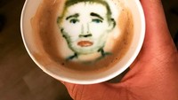 Legend in a Latte by @baristabrian, tulis John Legend dalam akun Instagramnya. Foto: Instagram @johnlegend